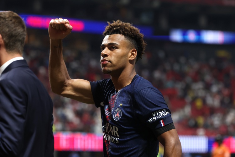 Kaiyun中国官网-杜埃本赛季代表巴黎出战46场，领跑五大联赛球员出场数