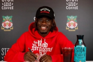 Kaiyun中国官网-官方：曼城24岁右后卫卡博雷租借加盟英冠雷克瑟姆