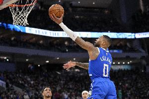 里弗斯谈利拉德无限期缺席：他得保持镇定 这是最重要的事