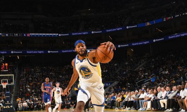 开云登录入口-得分正负值全队第1！勇士季前赛不败：22岁新星崛起